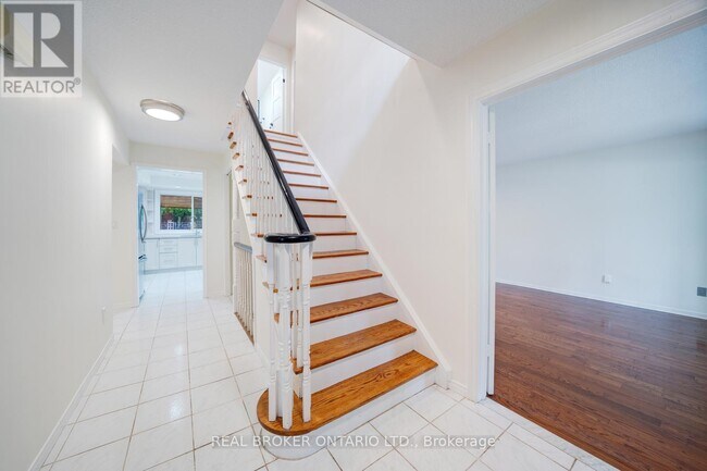 Building Photo - 75 Oak Lea Cir