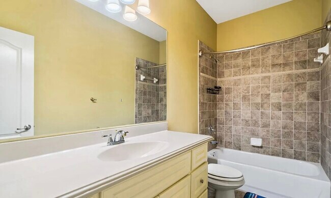 Foto del edificio - 732 Glass St NW