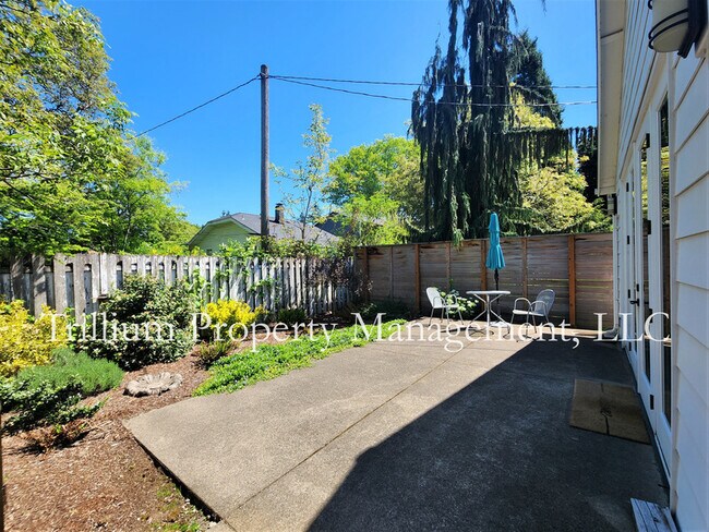 Photo - 5210 SE 48th Av House