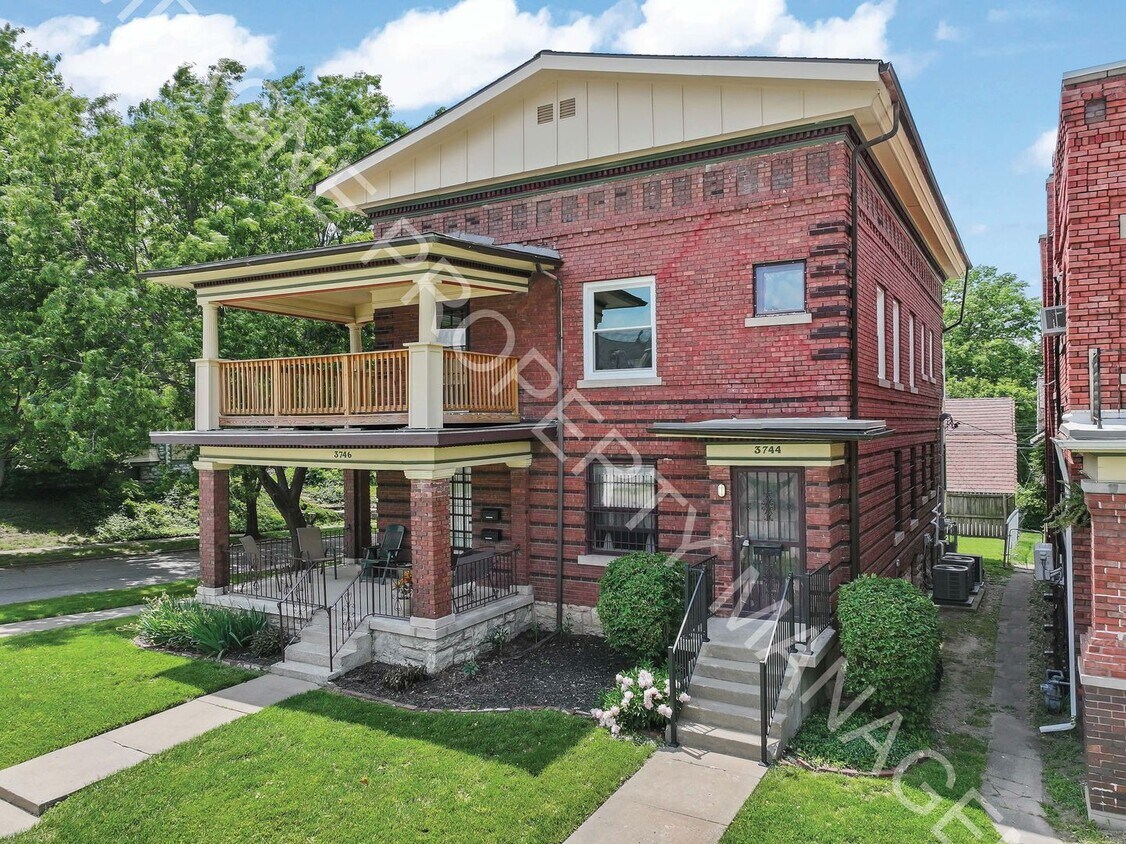 Primary Photo - 3744/3746 Harrison Blvd