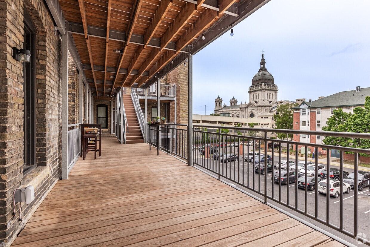 Foto principal - Bowler Lofts