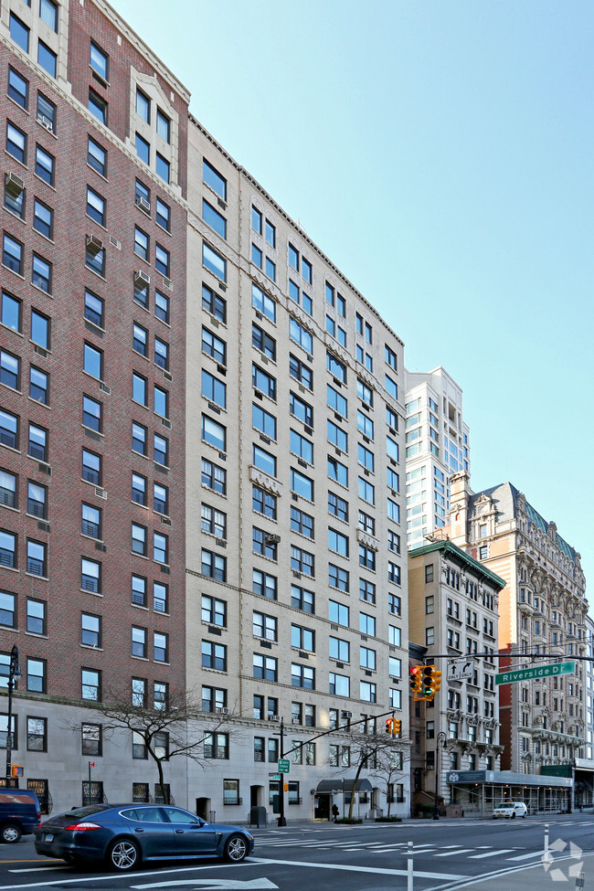 Building Photo - 330 W 72nd St