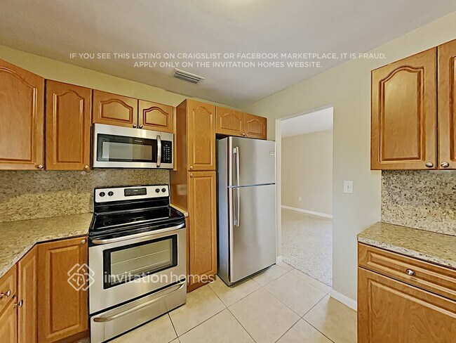 Foto del edificio - 2620 SW 121st Ave