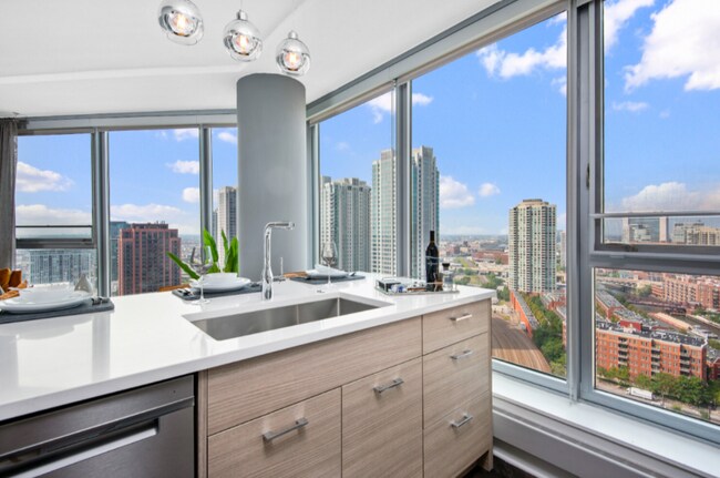 Foto del edificio - 288 N Canal St