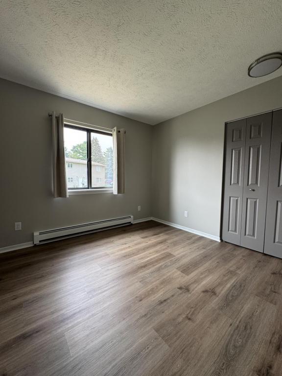 Foto del edificio - 3839 Silver Lake Rd