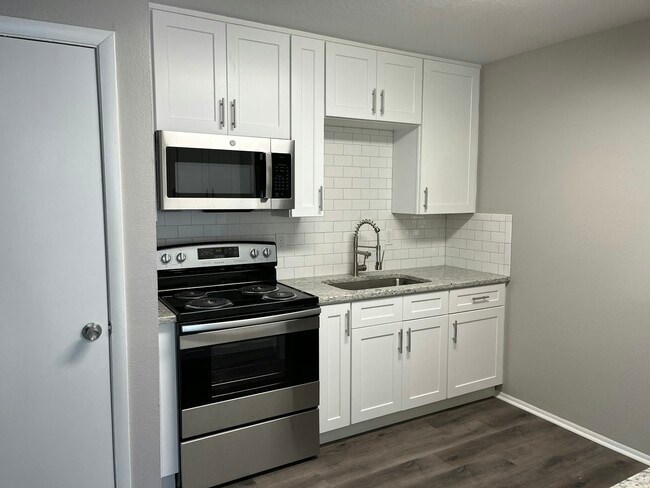 Photo - 6012 Rex Hall Ln Apartment