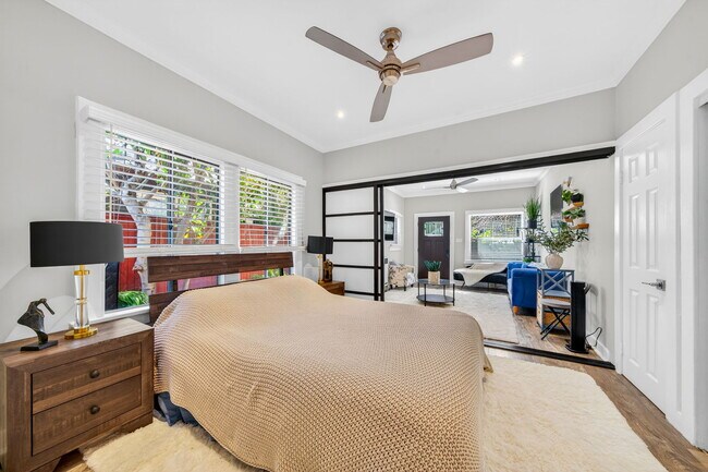 Foto del edificio - 5915 Lexington Ave