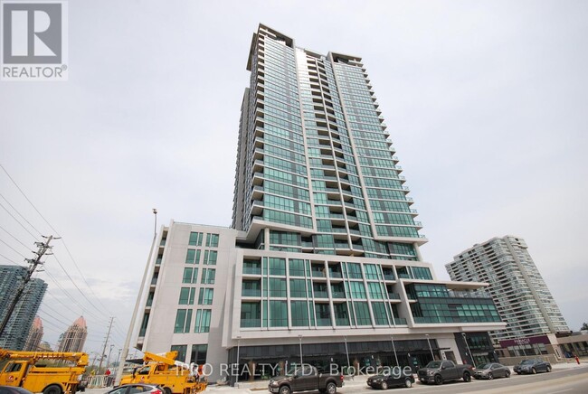 Building Photo - 3985-3985 Grand Park Dr