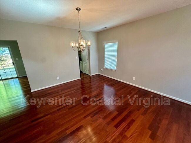 Foto del edificio - 3611 Martingale Ct