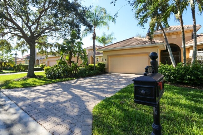 Foto del edificio - Seasonal Property Available