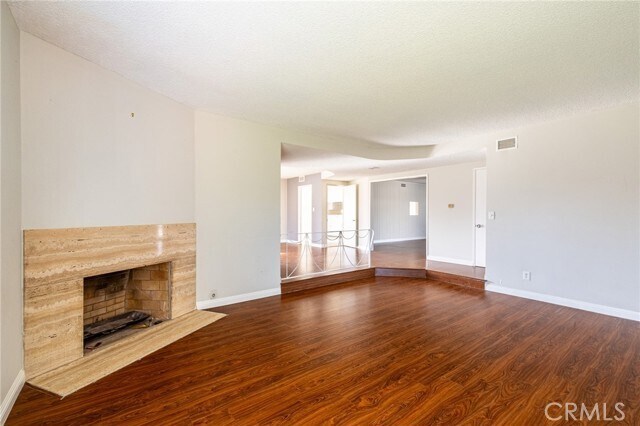 Foto del edificio - 2221 Palm Cir