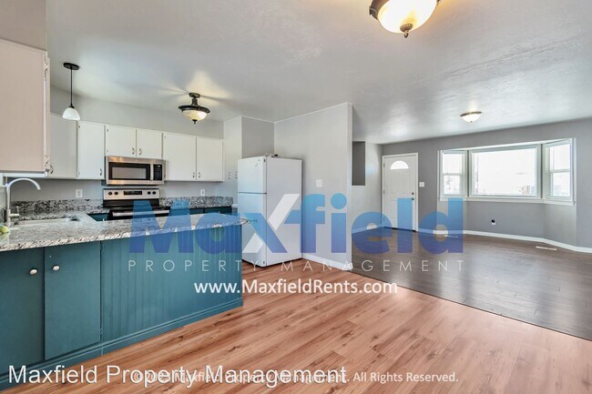 Building Photo - 5 br, 2 bath House - 961 E North Fork Circle