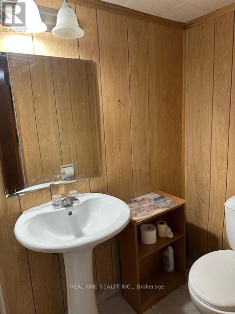 Photo du bâtiment - 334 Chester Le Blvd