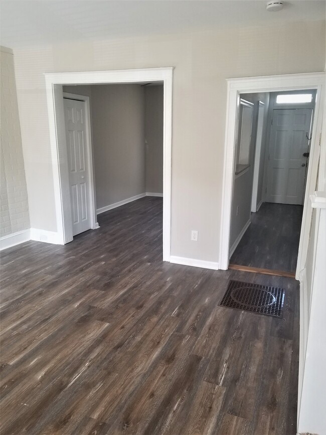 Living Room - 3316 Lyndale Ave