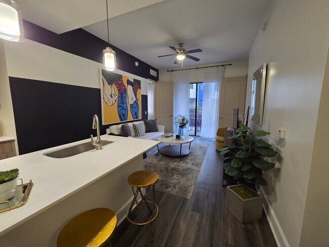 Foto del edificio - 8185 NW 42nd St