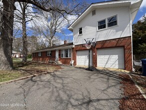 Building Photo - 217 Elmwood Rd
