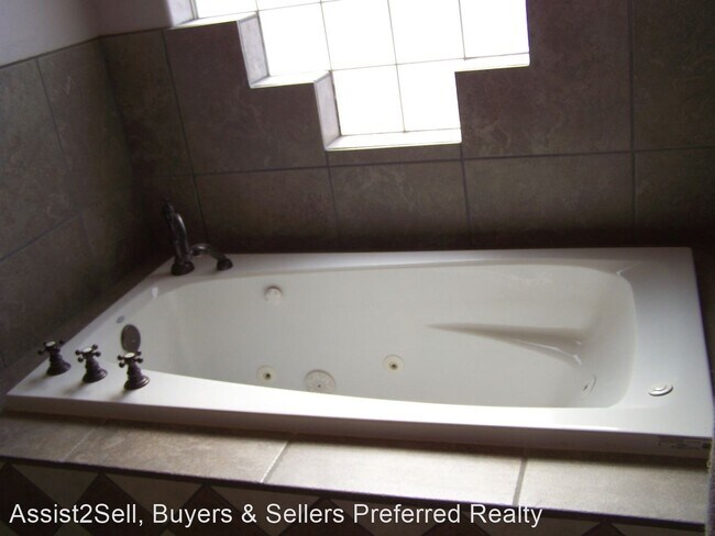 Foto del edificio - 3 br, 2 bath House - 27 Gardner