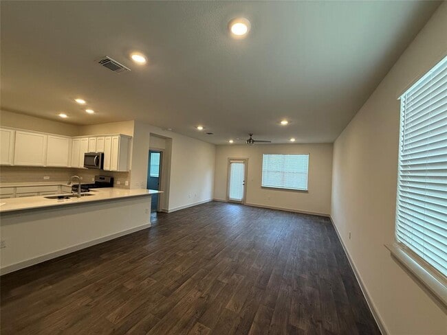 Foto del edificio - 14108 Boquist Dr