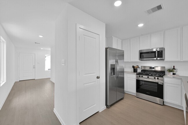 Foto del edificio - 31346 Black Cherry St