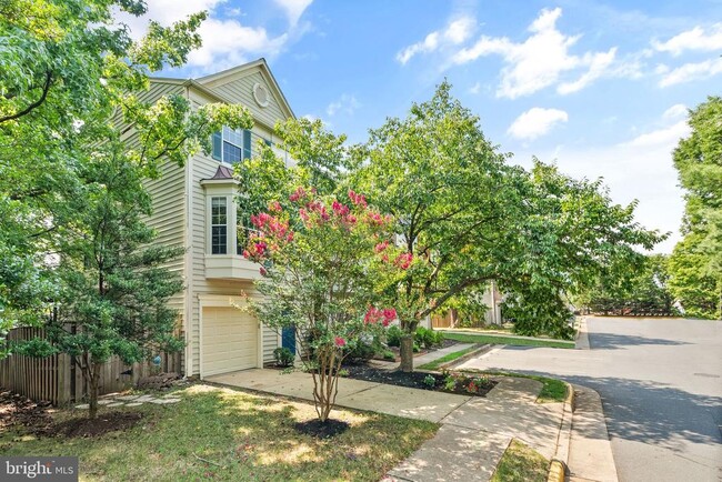Building Photo - 1195 Cypress Tree Pl