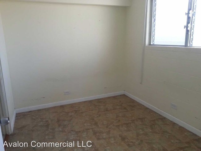 Building Photo - 1463 Lusitana St