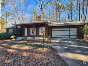 Building Photo - 515 Wilderness Dr