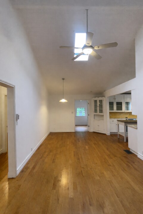 Cocina Comedor - 1200 Pine Ave