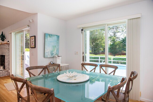 Foto del edificio - 5 Cedarfield Ln