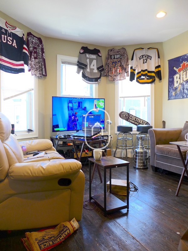 Foto del edificio - 12 Worthington St