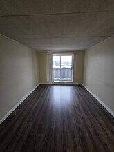 Building Photo - 251 Erb St. W