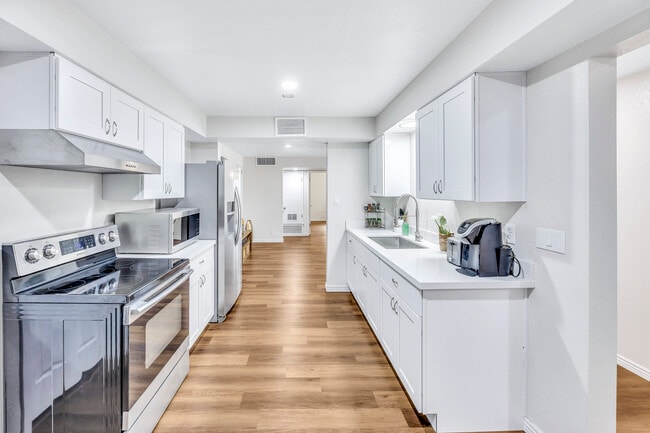 Foto del edificio - 1713 W Hazelwood St