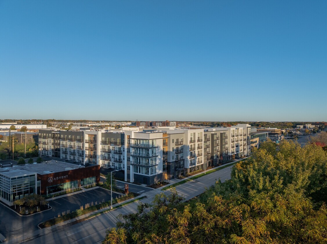 2929 on Mayfair Apartments in Wauwatosa, WI