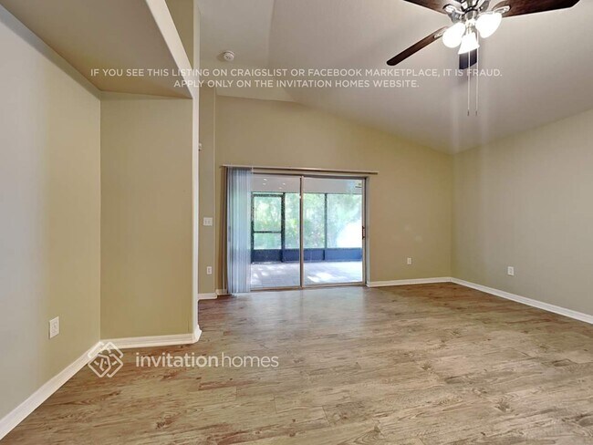 Building Photo - 12048 Fall Creek Ct