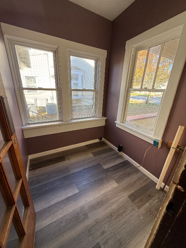 Building Photo - 223 Center St