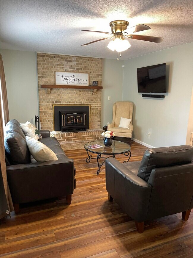 Foto del edificio - 1086 County Hwy 183 N