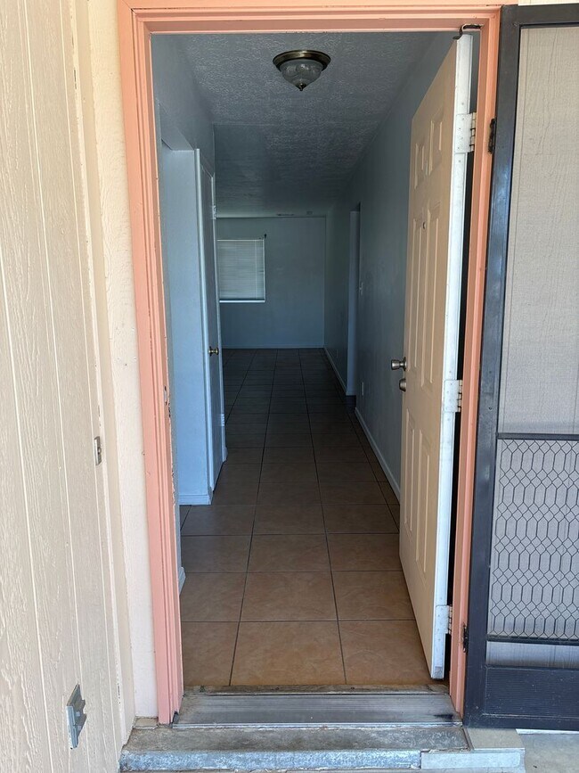 Building Photo - Cute Rio Rancho Home For Rent!