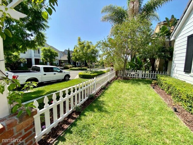 Building Photo - 3 br, 3 bath House - 2708 Bressi Ranch Way