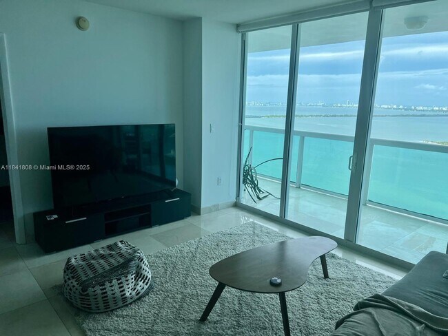 Foto del edificio - 1800 N Bayshore Dr