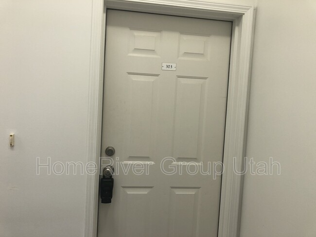 Foto del edificio - 380 N 500 W