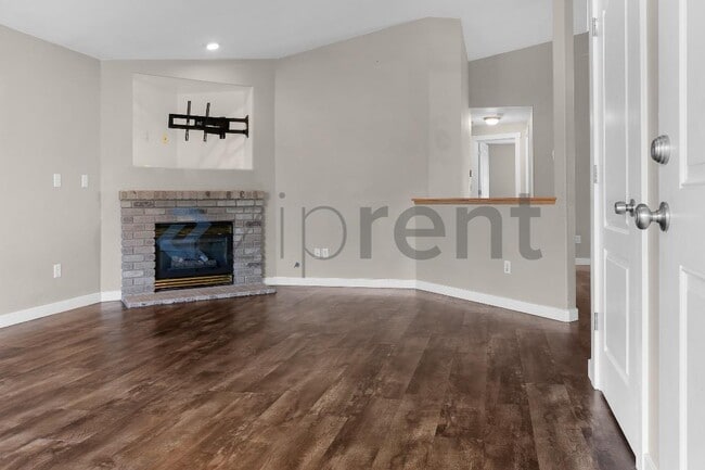 Foto del edificio - 1120 S 90th St Ct