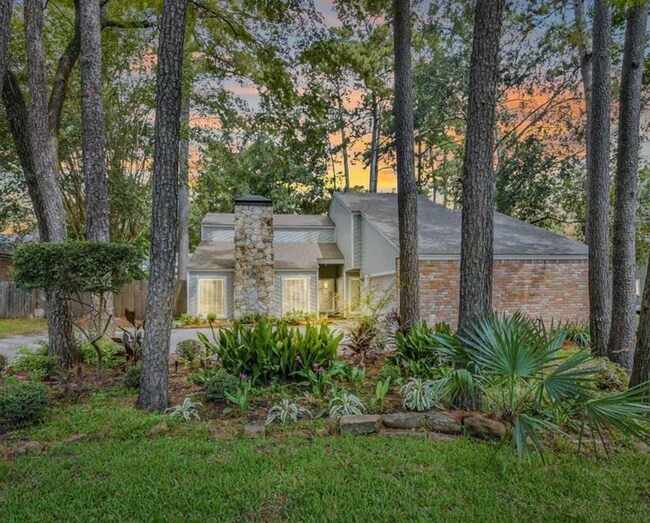 Foto del edificio - 2119 Woodstream Dr