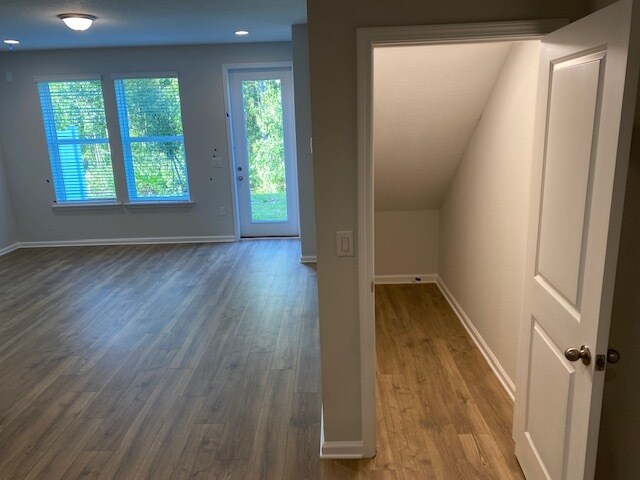 Large storage space - 11250 Minnetta Ct