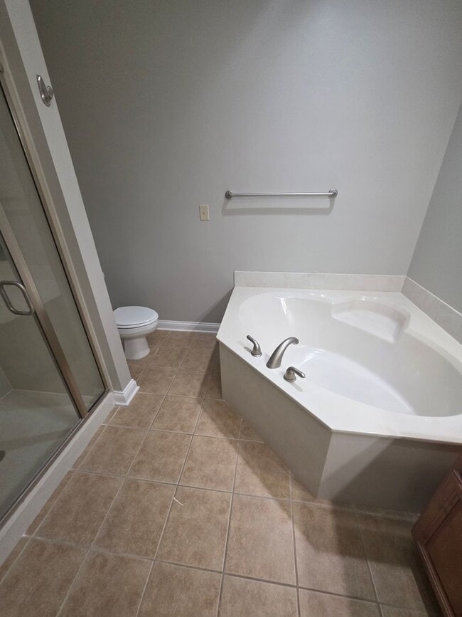 Interior Photo - Pinnacle on Meridian