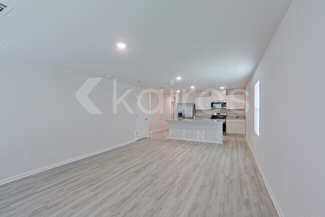 Foto del edificio - 14237 War Admiral Ave