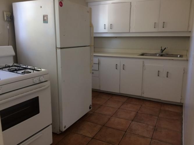 Primary Photo - 130 W Ortega St
