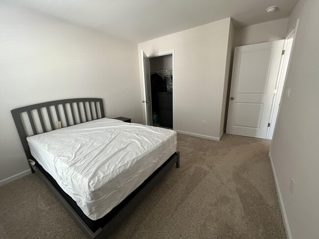 Building Photo - 109 Oakmont Valley Trl