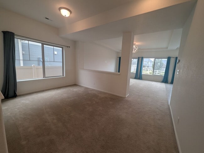 Foto del edificio - 5325 Ventura St