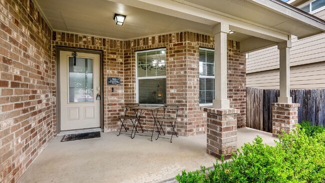 Building Photo - 2638 Willow Pond
