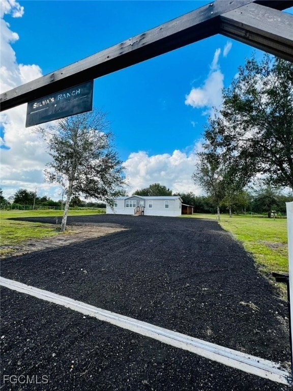 Foto principal - 175 Bald Cypress Ave