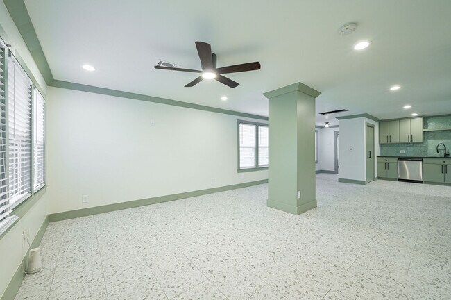 Foto del edificio - 1817 NW 35th St